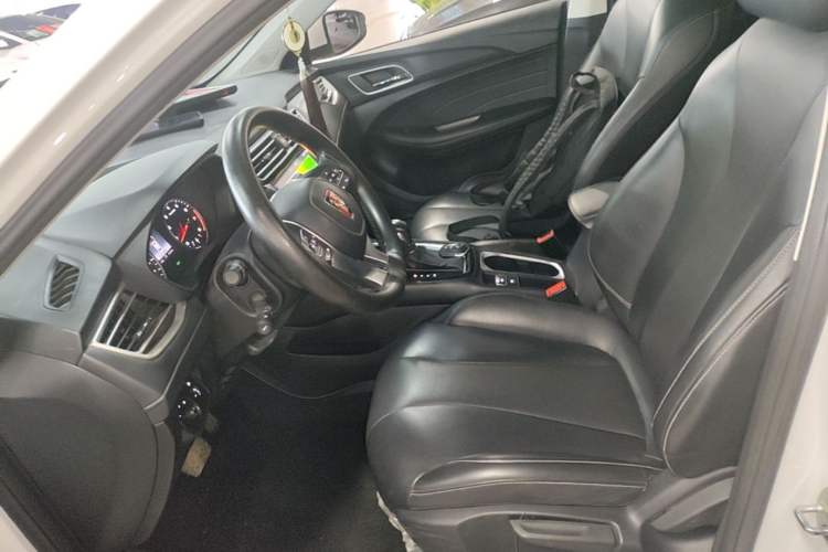 Used Roewe i5 2019 1.5L Automatic 4G Connected Langhao Edition Left Front Seat