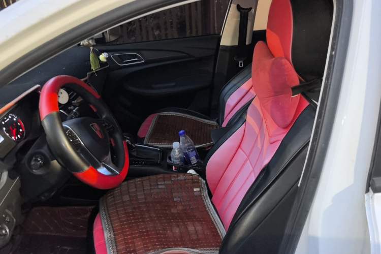 Used Roewe i5 2019 1.5L Automatic 4G Connected Linghao Edition Left Front Seat
