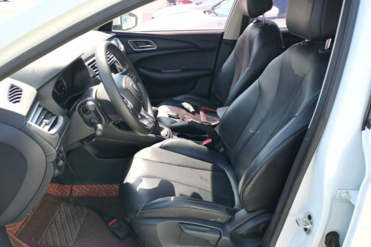 Used Roewe i5 2019 1.5L Manual 4G Connect Leehao Flagship Edition Left Front Seat