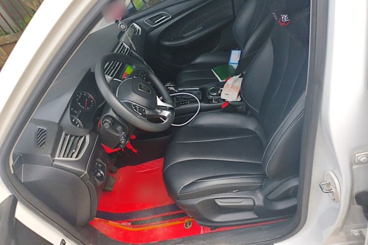 Used Roewe i5 2019 1.5L Automatic 4G Connected Langhao Edition Left Front Seat