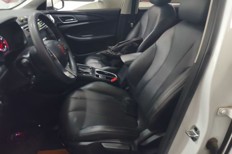 Used Roewe i5 2019 1.5L Automatic 4G Connected Langhao Edition Left Front Seat