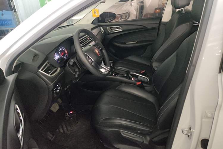 Used Roewe i5 2019 1.5L Automatic 4G Connected Langhao Edition Left Front Seat