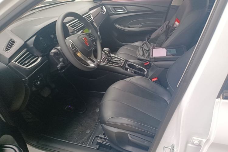 Used Roewe i5 2019 20T Automatic 4G Connected Supercharged Flagship Edition Left Front Seat