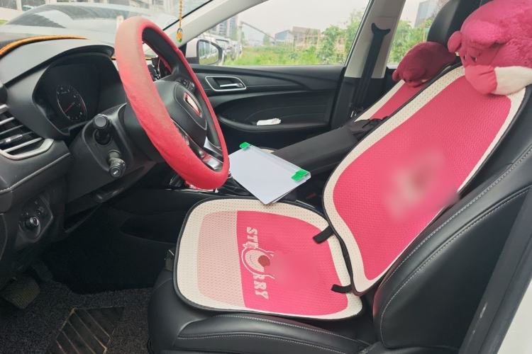 Used Roewe i5 2019 1.5L Automatic 4G Connected Langhao Edition Left Front Seat