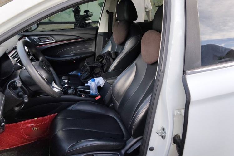 Used Roewe i5 2019 1.5L Automatic 4G Connected Langhao Edition Left Front Seat