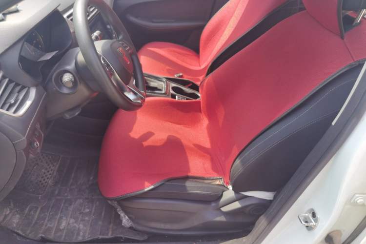 Used Roewe i5 2019 1.5L Automatic 4G Connected Langyue Edition Left Front Seat