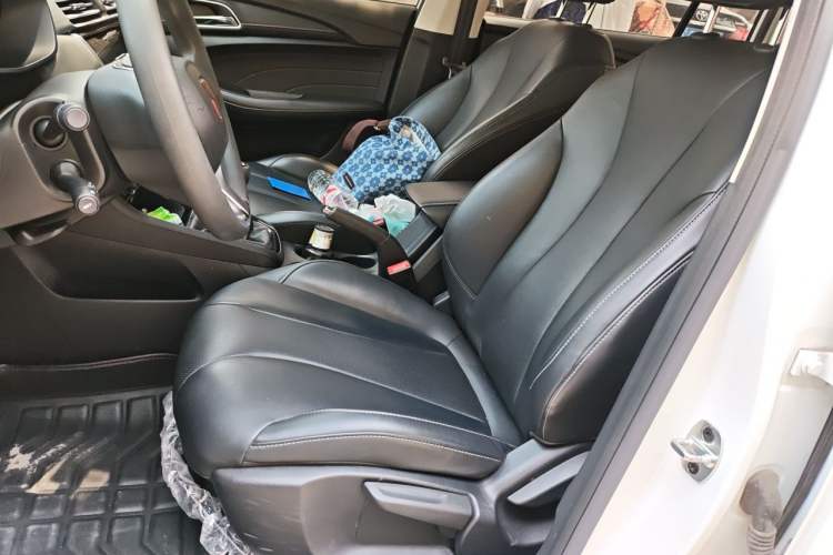 Used Roewe i5 2019 1.5L Manual 4G Connect Leehao Flagship Edition Left Front Seat
