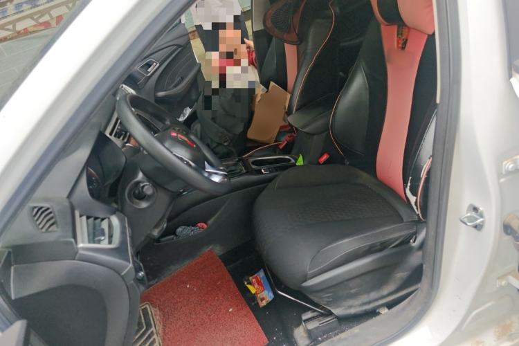Used Roewe i5 2019 1.5L Automatic 4G Connected Langyue Edition Left Front Seat