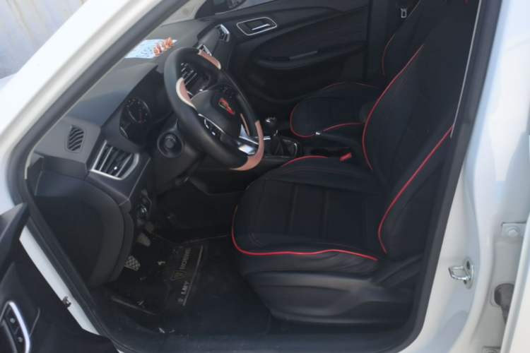 Used Roewe i5 2019 1.5L Manual 4G Connected Langyue Edition Left Front Seat