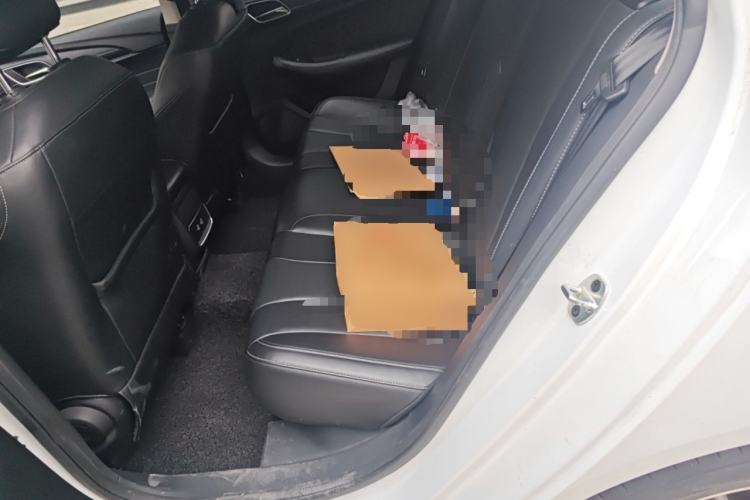 Used Roewe i5 2019 1.5L Automatic 4G Connected Langhao Edition Left Rear Seat