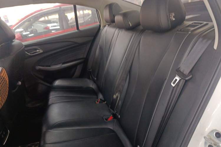 Used Roewe i5 2019 1.5L Automatic 4G Connected Langhao Edition Left Rear Seat