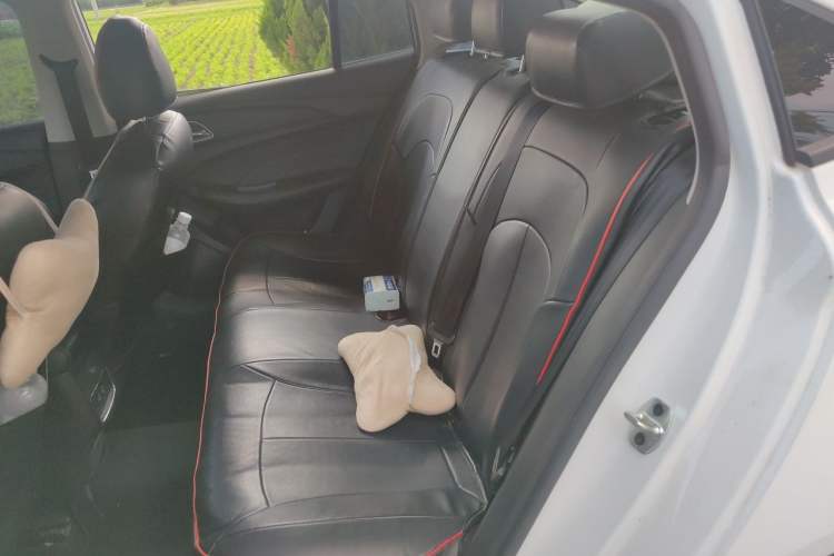 Used Roewe i5 2019 1.5L Manual 4G Connected Langyue Edition Left Rear Seat