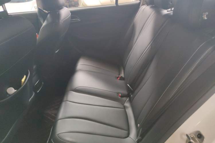 Used Roewe i5 2019 1.5L Automatic 4G Connected Langhao Edition Left Rear Seat