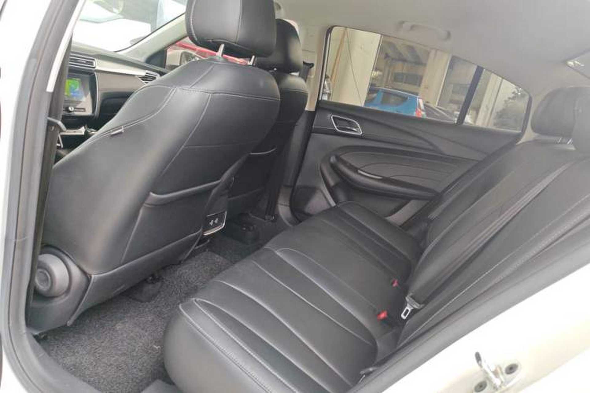 Used Roewe i5 2019 1.5L Manual 4G Connect Leehao Flagship Edition Left Rear Seat