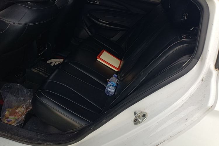 Used Roewe i5 2019 1.5L Automatic 4G Connected Langhao Edition Left Rear Seat