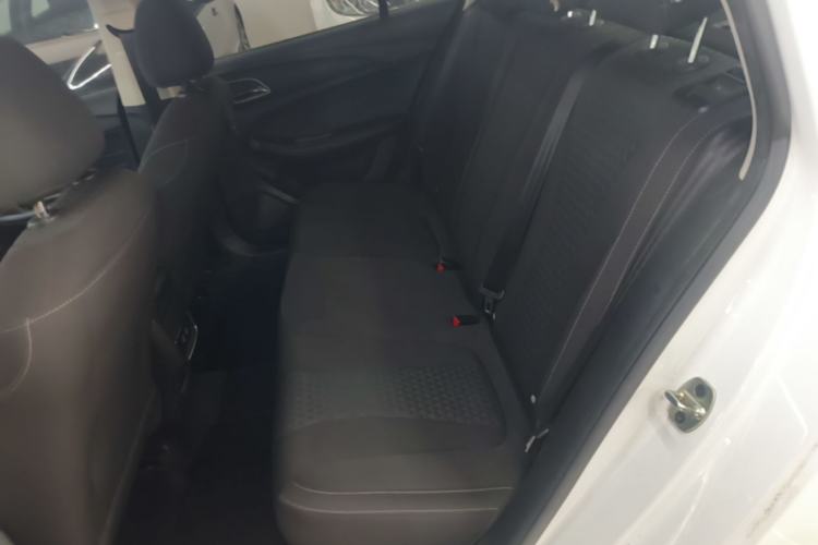 Used Roewe i5 2019 1.5L Automatic 4G Connected Linghao Edition Left Rear Seat