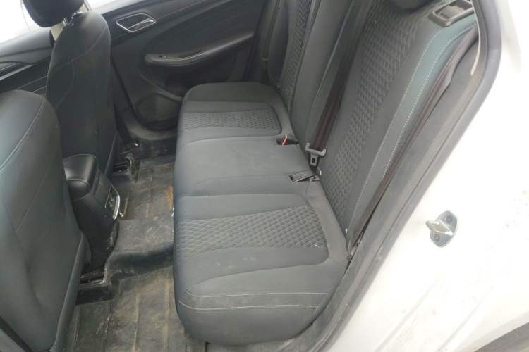 Used Roewe i5 2019 1.5L Manual 4G Connected Langyue Edition Left Rear Seat