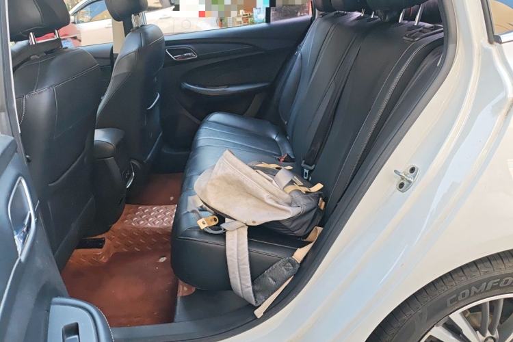Used Roewe i5 2019 1.5L Automatic 4G Connected Langhao Edition Left Rear Seat