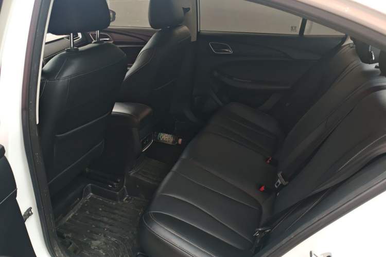 Used Roewe i5 2019 1.5L Manual 4G Connectable Langhao Edition Left Rear Seat