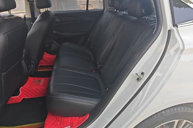 Used Roewe i5 2019 1.5L Automatic 4G Connected Langhao Edition Left Rear Seat
