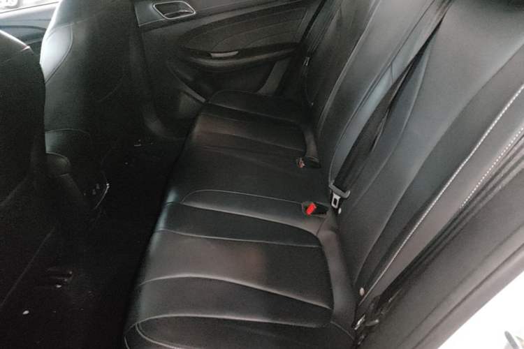Used Roewe i5 2019 1.5L Automatic 4G Connected Langhao Edition Left Rear Seat