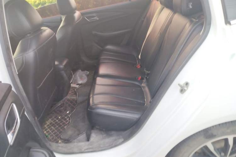 Used Roewe i5 2019 1.5L Manual 4G Connectable Langhao Edition Left Rear Seat