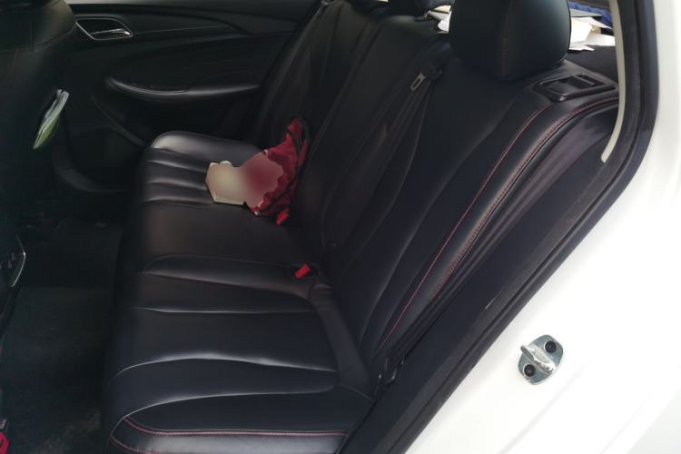 Used Roewe i5 2019 1.5L Automatic 4G Connected Langyue Edition Left Rear Seat