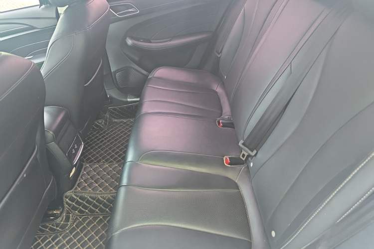 Used Roewe i5 2019 1.5L Automatic 4G Connected Langhao Edition Left Rear Seat