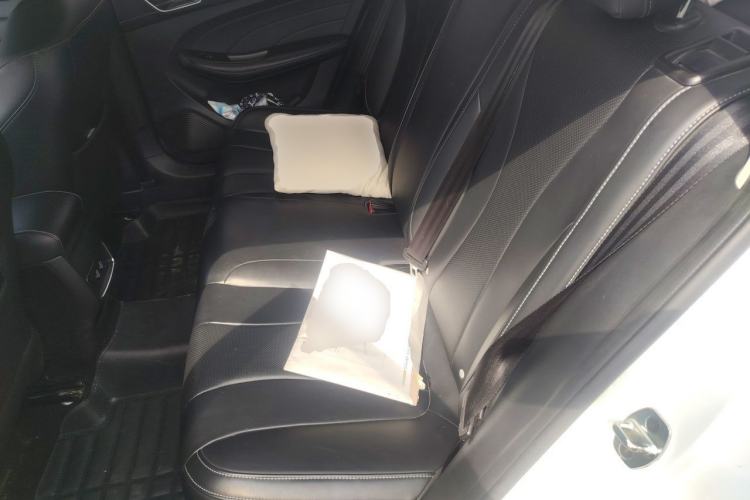 Used Roewe i5 2019 1.5L Automatic 4G Connected Langhao Edition Left Rear Seat