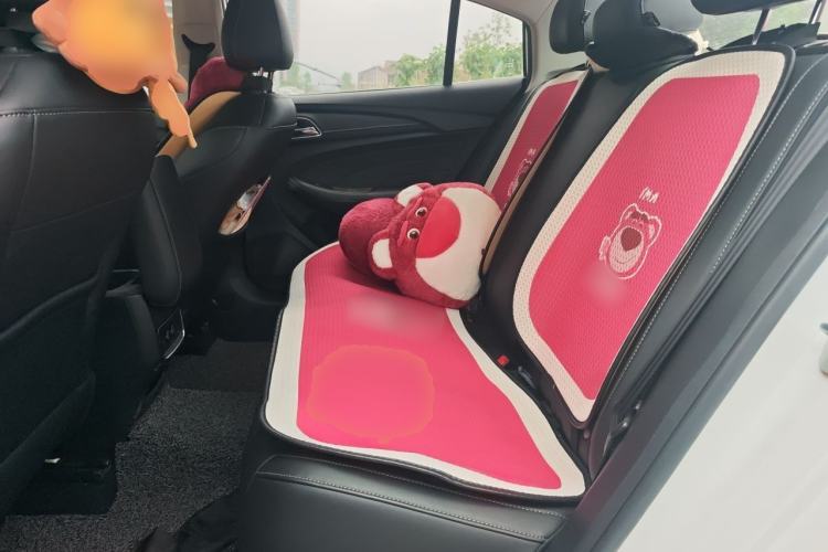 Used Roewe i5 2019 1.5L Automatic 4G Connected Langhao Edition Left Rear Seat