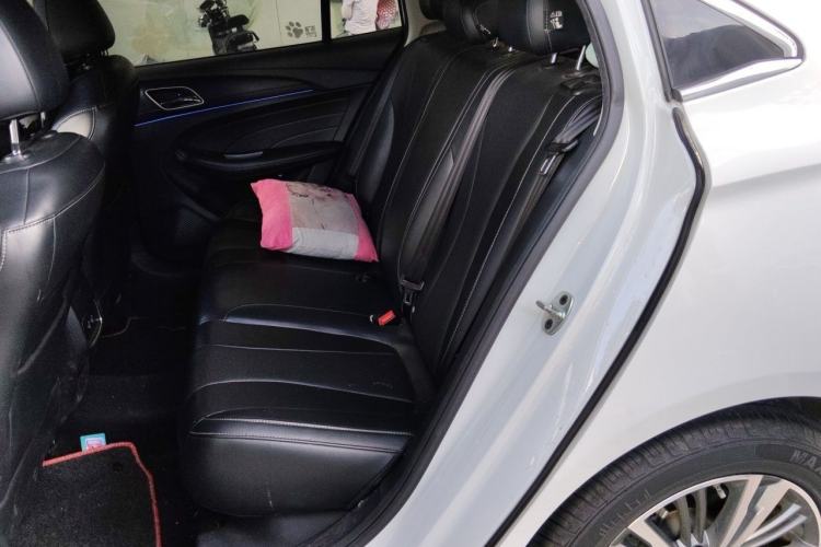 Used Roewe i5 2019 1.5L Automatic 4G Connected Langhao Edition Left Rear Seat
