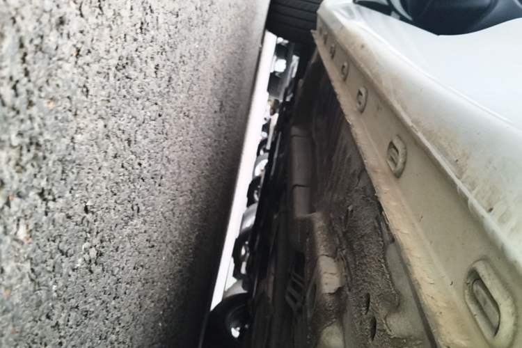 Used Roewe i5 2019 1.5L Automatic 4G Connected Langhao Edition Left Side Sill