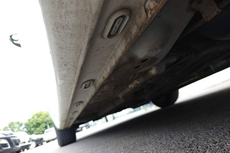 Used Roewe i5 2019 1.5L Manual 4G Connect Leehao Flagship Edition Left Side Sill