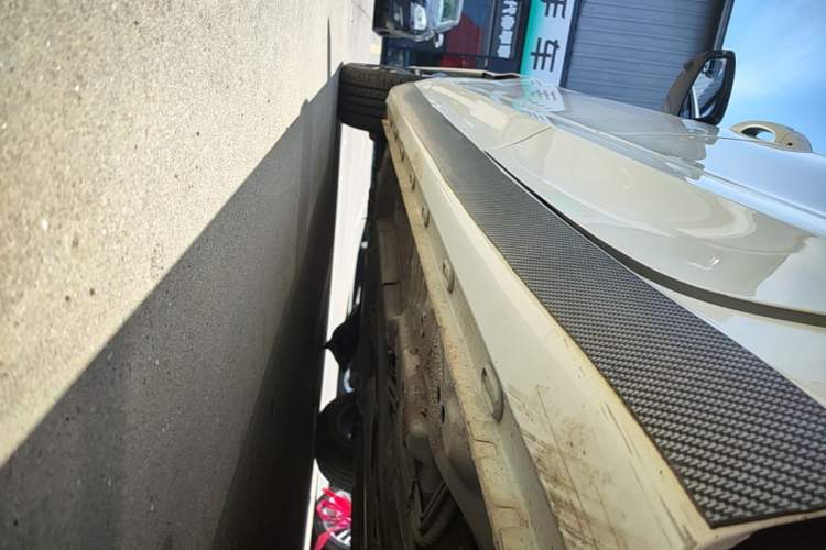 Used Roewe i5 2019 1.5L Automatic 4G Connected Linghao Flagship Edition Left Side Sill