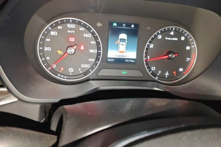 Used Roewe i5 2019 1.5L Manual 4G Connect Leehao Flagship Edition Odometer Close Up