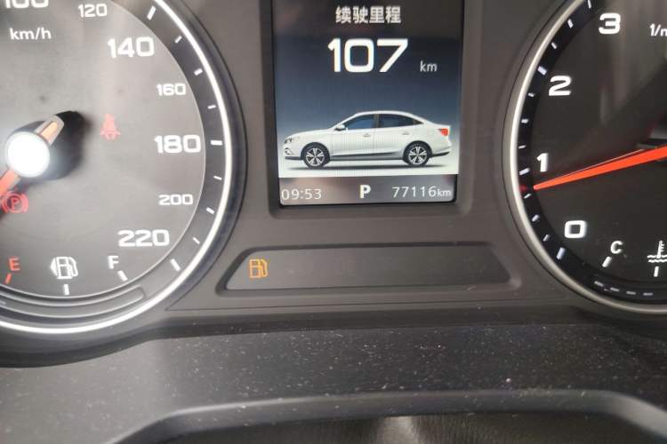 Used Roewe i5 2019 1.5L Automatic 4G Connected Langhao Edition Odometer Close Up
