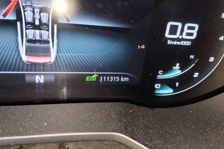 Used Roewe i5 2019 1.5L Automatic 4G Connected Langhao Edition Odometer Close Up