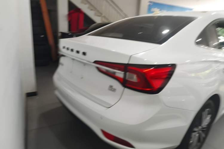 Used Roewe i5 2019 1.5L Automatic 4G Connected Langhao Edition Rear
