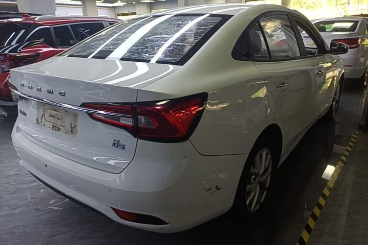 Used Roewe i5 2019 1.5L Manual 4G Connected Langyue Edition Rear Right 45 Deg