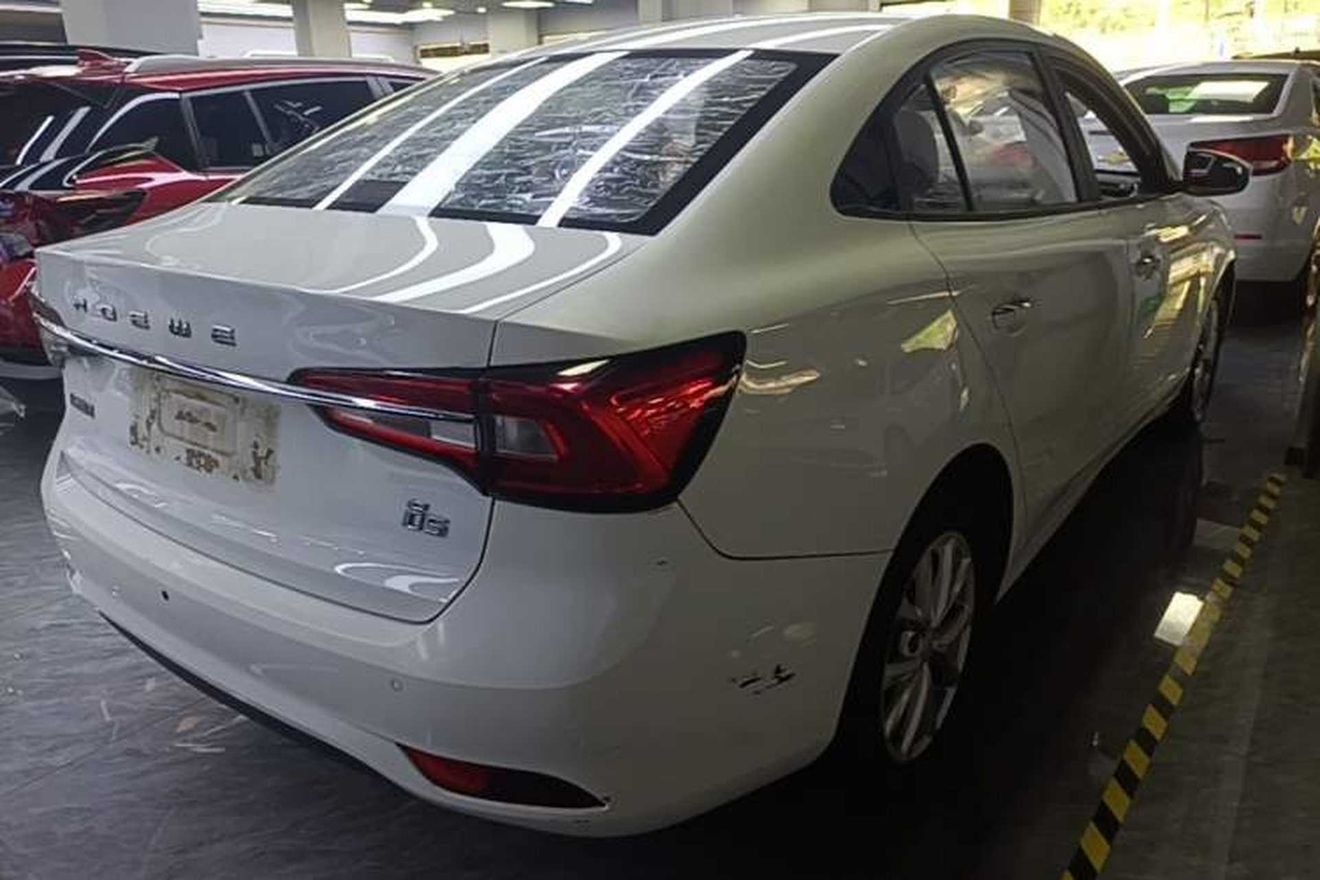 Used Roewe i5 2019 1.5L Manual 4G Connected Langyue Edition Rear Right 45 Deg