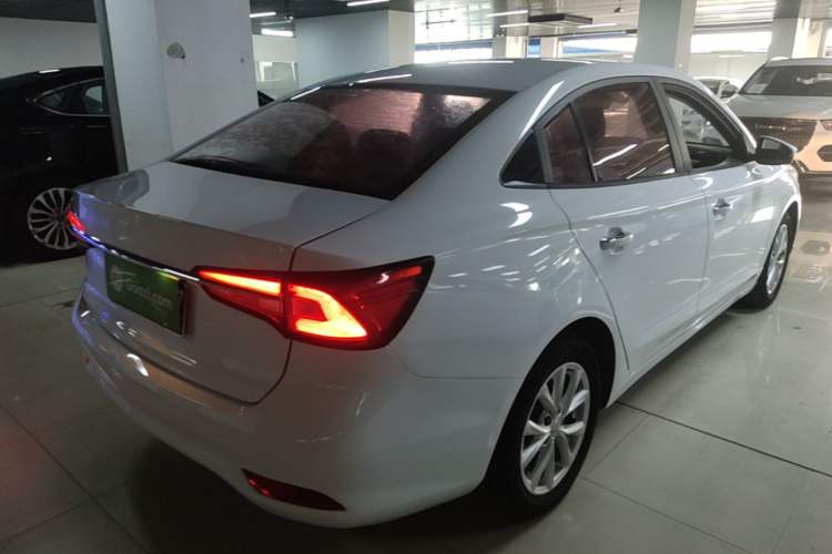Used Roewe i5 2019 1.5L Automatic 4G Connected Linghao Edition Rear Right 45 Deg