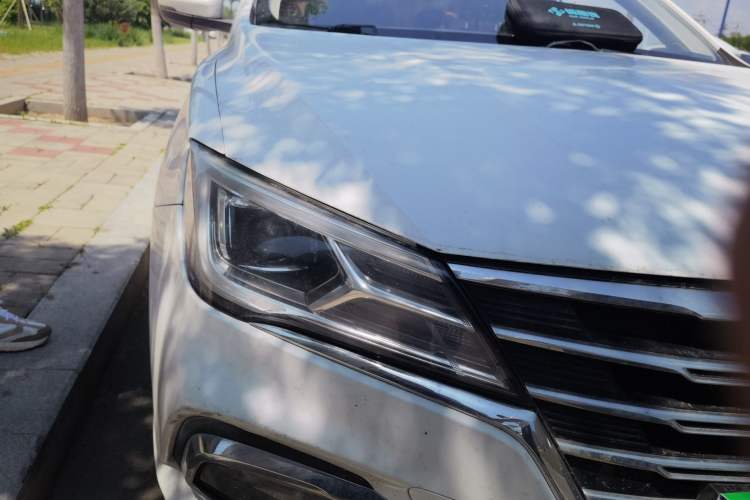 Used Roewe i5 2019 1.5L Automatic 4G Connected Linghao Edition Right Front Headlight