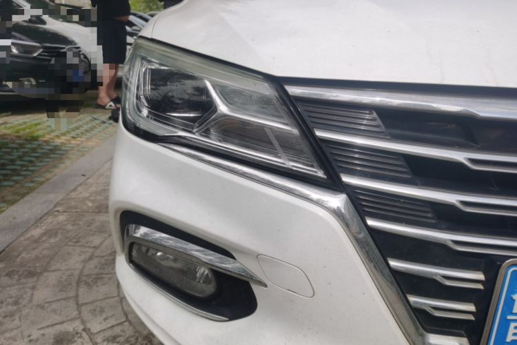 Used Roewe i5 2019 1.5L Automatic 4G Connected Langhao Edition Right Front Headlight