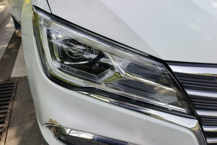 Used Roewe i5 2019 1.5L Automatic 4G Connected Linghao Flagship Edition Right Front Headlight