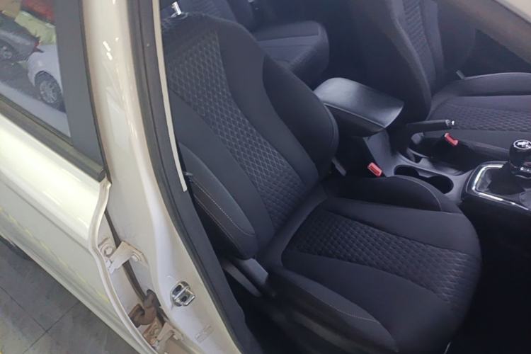 Used Roewe i5 2019 1.5L Manual 4G Connected Langyue Edition Right Front Seat