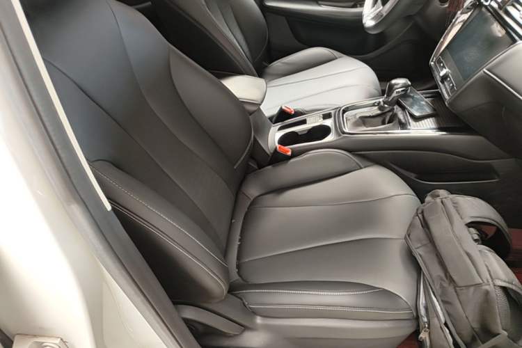 Used Roewe i5 2019 1.5L Automatic 4G Connected Langhao Edition Right Front Seat