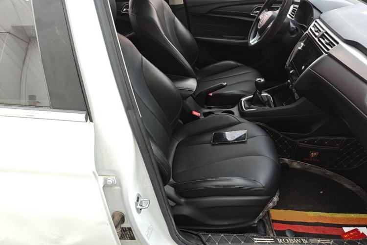 Used Roewe i5 2019 1.5L Manual 4G Connect Leehao Flagship Edition Right Front Seat