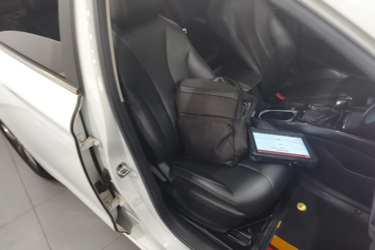 Used Roewe i5 2019 1.5L Automatic 4G Connected Langhao Edition Right Front Seat