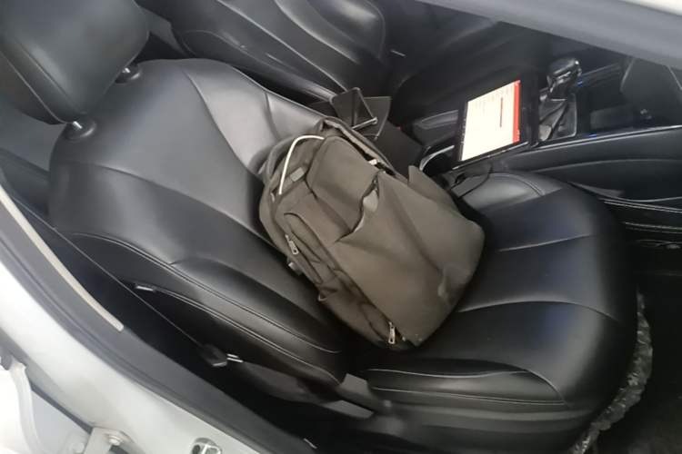 Used Roewe i5 2019 1.5L Automatic 4G Connected Linghao Flagship Edition Right Front Seat