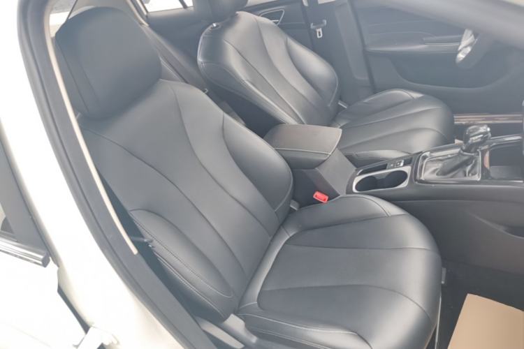 Used Roewe i5 2019 1.5L Automatic 4G Connected Langhao Edition Right Front Seat